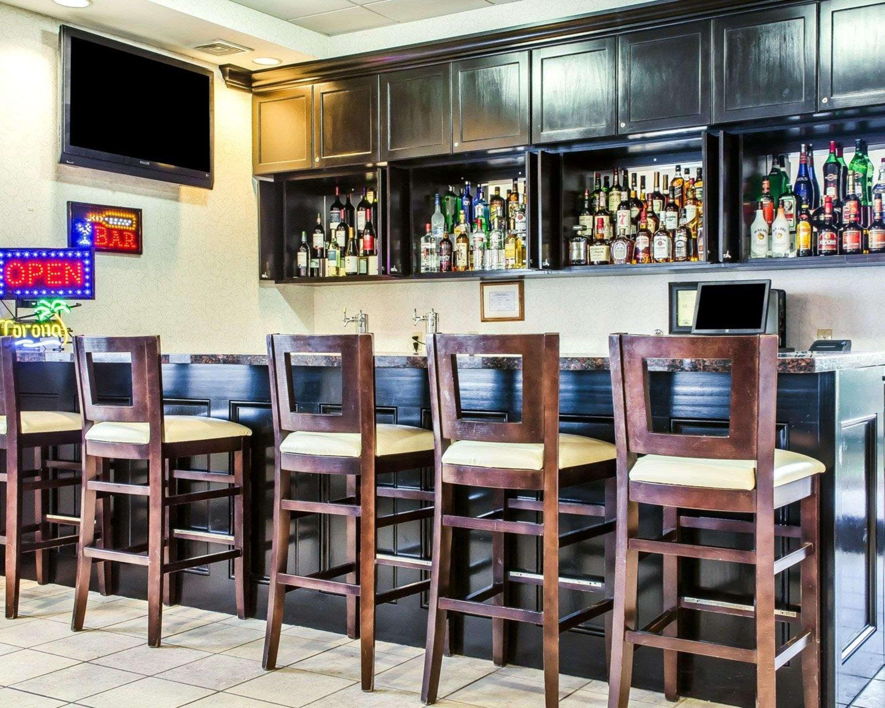 Comfort Suites Bloomsburg Eksteriør bilde